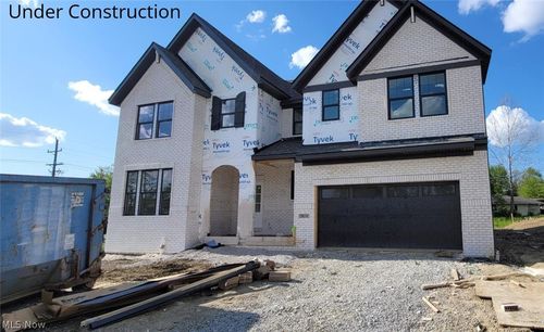7824 Harley Hills Dr, North Royalton, OH, 44133 | Card Image
