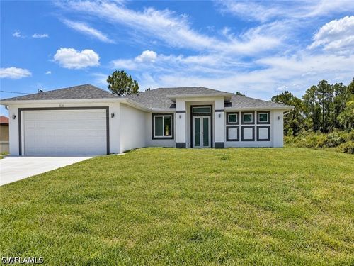 808 Congress Ave, Lehigh Acres, FL, 33972-8238 | Card Image