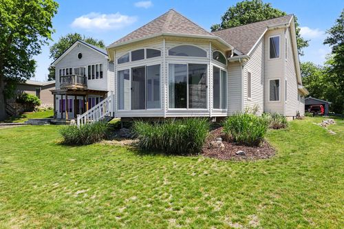 881 Clark Rd, Ceresco, MI, 49033-9606 | Card Image