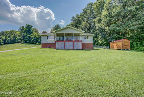 134 Carver Crabtree Rd, Hampton, TN, 37658-3011 | Card Image
