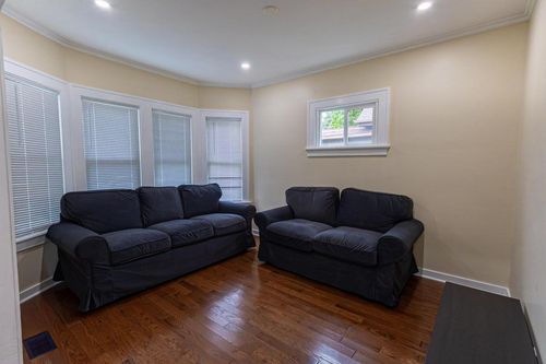 1408 W Manitoba Street, Milwaukee, WI, 53215 | Card Image
