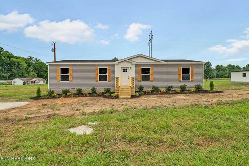 126 Pullman Ln, Oneida, TN, 37841-5848 | Card Image