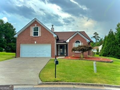 8770 Valley Lakes Ct., House other with 3 bedrooms, 2 bathrooms and 2 parking in Union City GA | Image 3