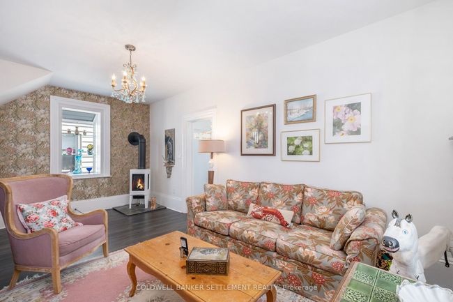 91 William St E, House other with 4 bedrooms, 2 bathrooms and 2 parking in Smiths Falls ON | Image 6
