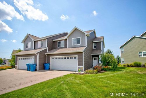 11887 Quincy Meadow Dr, Holland, MI, 49424-7792 | Card Image
