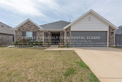 4375 W Topeka Ave, Fayetteville, AR, 72704-4048 | Card Image