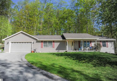 2992 S French Road, Lake Leelanau, MI, 49653 | Card Image