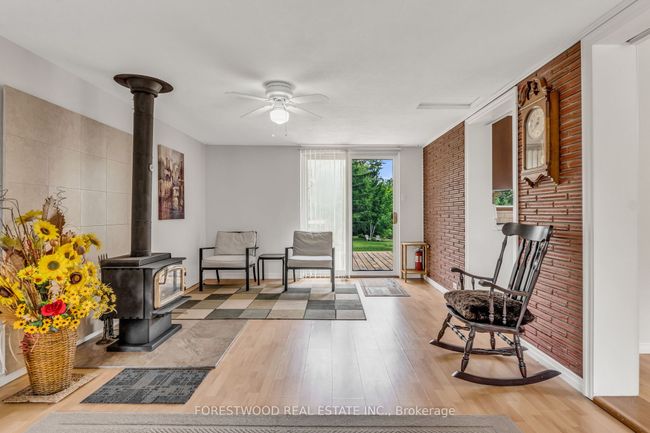 9245 8 Th Line, House other with 4 bedrooms, 2 bathrooms and 6 parking in Georgetown ON | Image 21