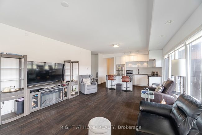 310 - 5005 Harvard Rd, Condo with 3 bedrooms, 2 bathrooms and 1 parking in Mississauga ON | Image 19