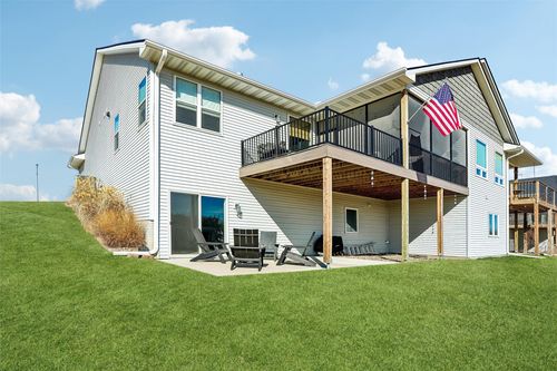 827 Trail Ridge Rd, Indianola, IA, 50125-1096 | Card Image