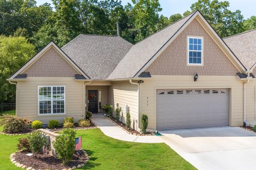 937 Jackson Mill Dr, Hixson, TN, 37343-2253 | Card Image
