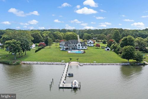 2452 Bennett Point Rd, QUEENSTOWN, MD, 21658-1118 | Card Image