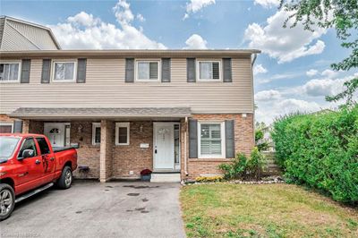 508E Grey St, Townhouse with 3 bedrooms, 3 bathrooms and 1 parking in Brantford ON | Image 2