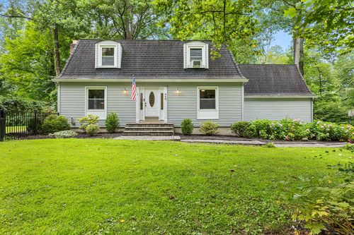 440 Candlewood Lake Rd N, New Milford, CT, 06776-4129 | Card Image