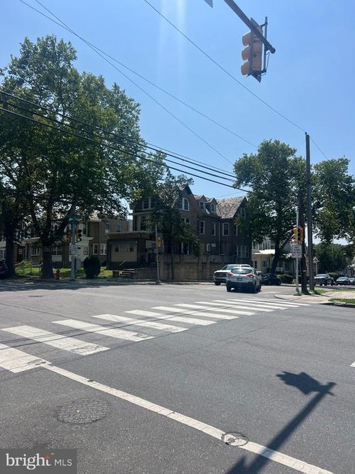 6042 Cobbs Creek Pkwy, PHILADELPHIA, PA, 19143-2327 | Card Image