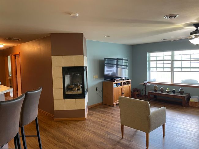 UNIT-8 - 2998 Triumph Dr, Condo with 2 bedrooms, 2 bathrooms and null parking in Sun Prairie WI | Image 4