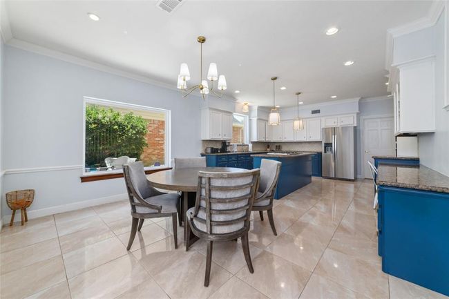 17507 Shelburne Ln, House other with 5 bedrooms, 4 bathrooms and 2 parking in Spring TX | Image 12