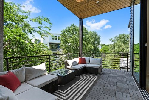 63-4903 Stella Link Path, Austin, TX, 78741-3919 | Card Image