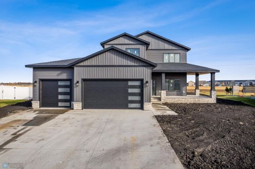 2978 Prairie Farms Circle S, Fargo, ND, 58104 | Card Image