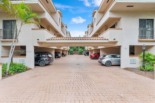 f-231 Majorca Ave, Coral Gables, FL, 33134-4441 | Card Image
