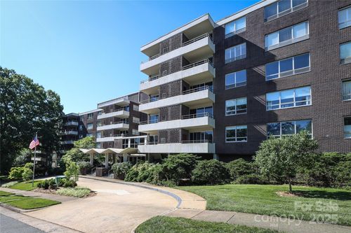 apt-300-1300 Reece Rd, Charlotte, NC, 28209-2179 | Card Image