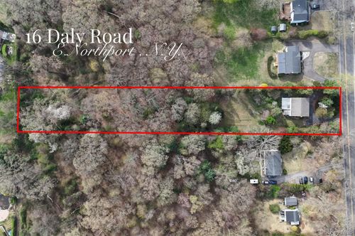 16 Daly Road, Huntington, NY, 11731 | Card Image