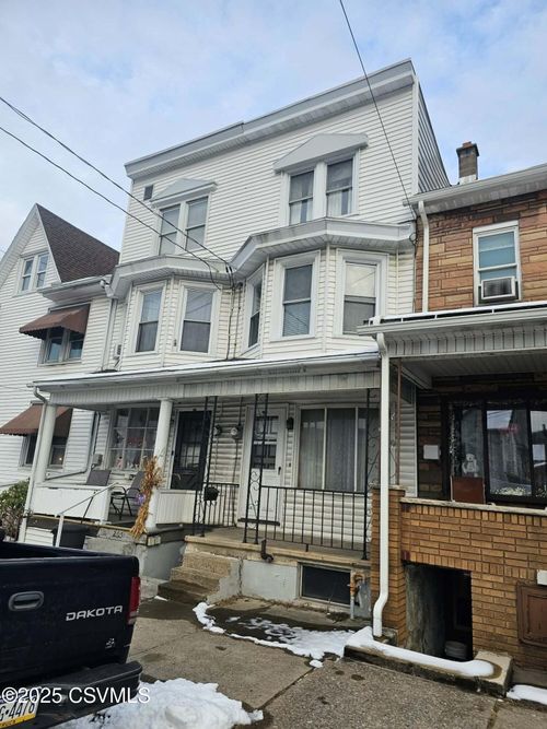 207 S 6th St, Shamokin, PA, 17872-5727 | Card Image