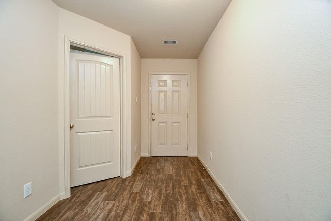 2026 Naplechase Crest Dr, House other with 4 bedrooms, 2 bathrooms and 2 parking in Spring TX | Image 9