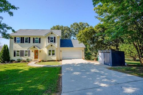 245 Foothills Dr, Murrayville, GA, 30564-2928 | Card Image