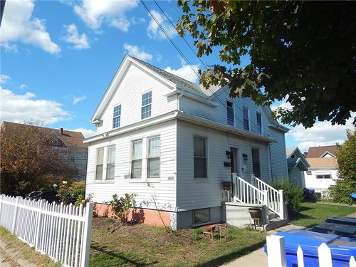 1915 Smith St, North Providence, RI, 02911-4804 | Card Image