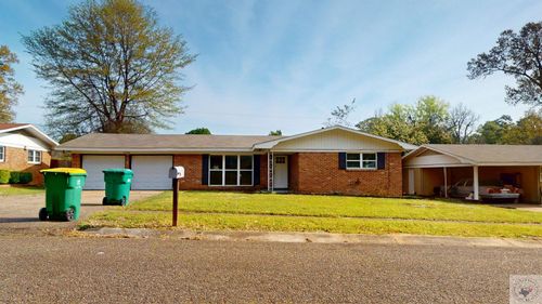 2708 Weaver Pl, Texarkana, TX, 75501-2752 | Card Image