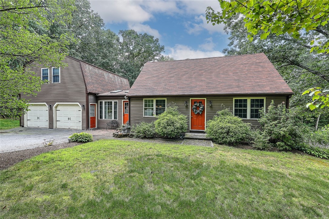 Smith Hill Rd, Harrisville, RI 02830