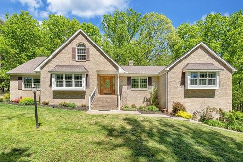 4620 Carvins Cove Rd, Salem, VA, 24153-2575 | Card Image