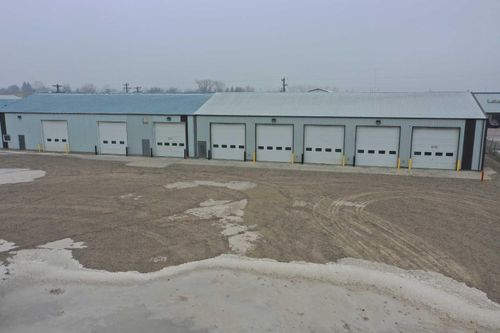 {{alt}} | Card Image