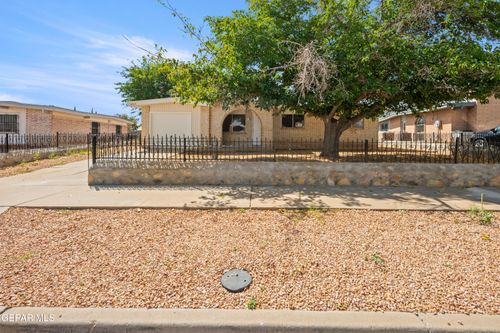 10407 Hermes Dr, El Paso, TX, 79924-2222 | Card Image