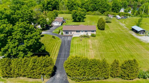 419 Lake Ave E, Carleton Place, ON, K7C3S7 | Card Image