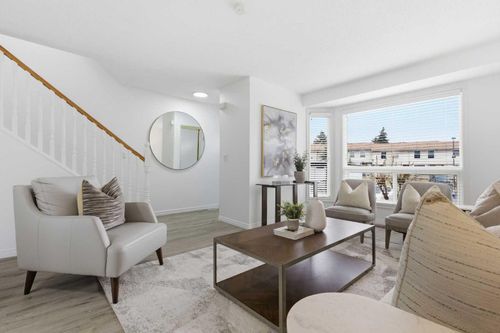 60-123 Queensland Dr Se, Calgary, AB, T2J5J4 | Card Image