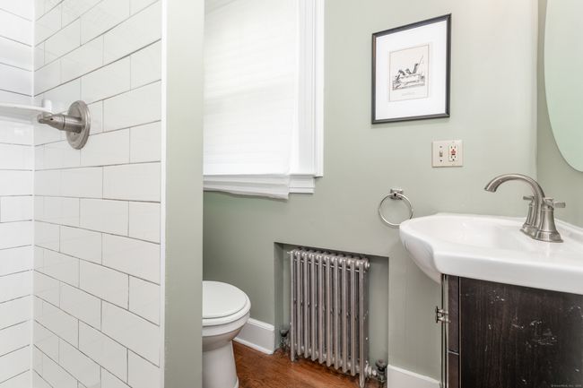 27 Thornton St, House other with 4 bedrooms, 2 bathrooms and null parking in Hamden CT | Image 15