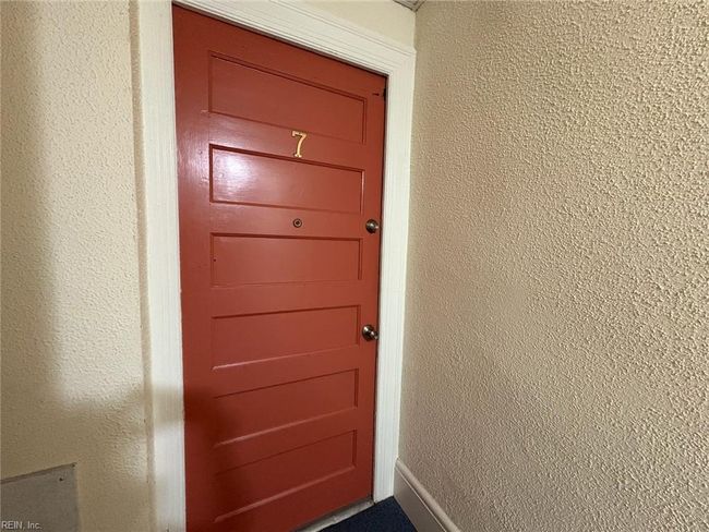 APT-7 - 1005 Colonial Ave, House attached with 1 bedrooms, 1 bathrooms and null parking in Norfolk VA | Image 7