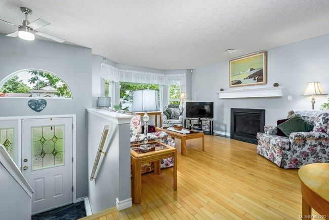 2267 Nitnat Pl, House other with 4 bedrooms, 3 bathrooms and 4 parking in Courtenay BC | Image 4