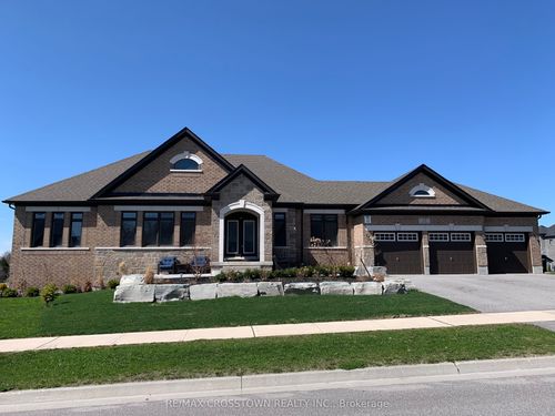 22 Stewart Cres, Thornton, ON, L0L2N0 | Card Image