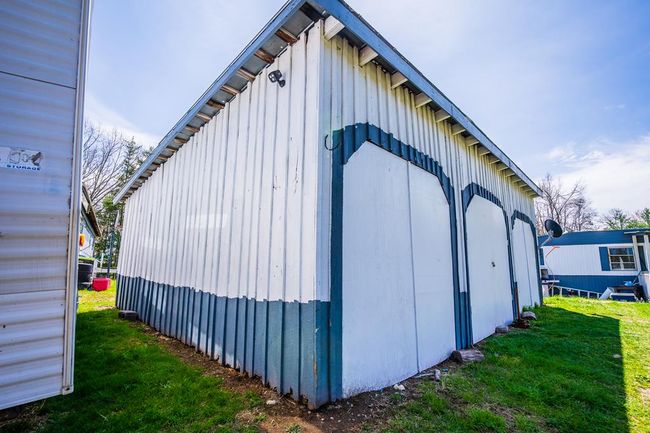 203 Penny Ln, House other with 4 bedrooms, 2 bathrooms and 3 parking in Independence VA | Image 28