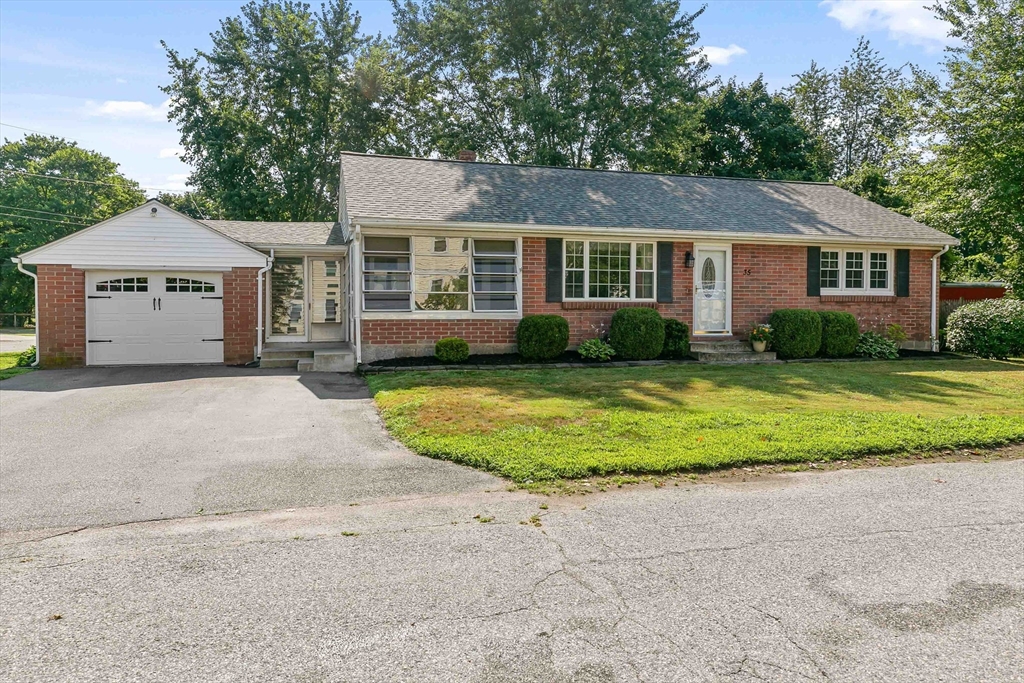 Plantation St, Northbridge, MA 01534
