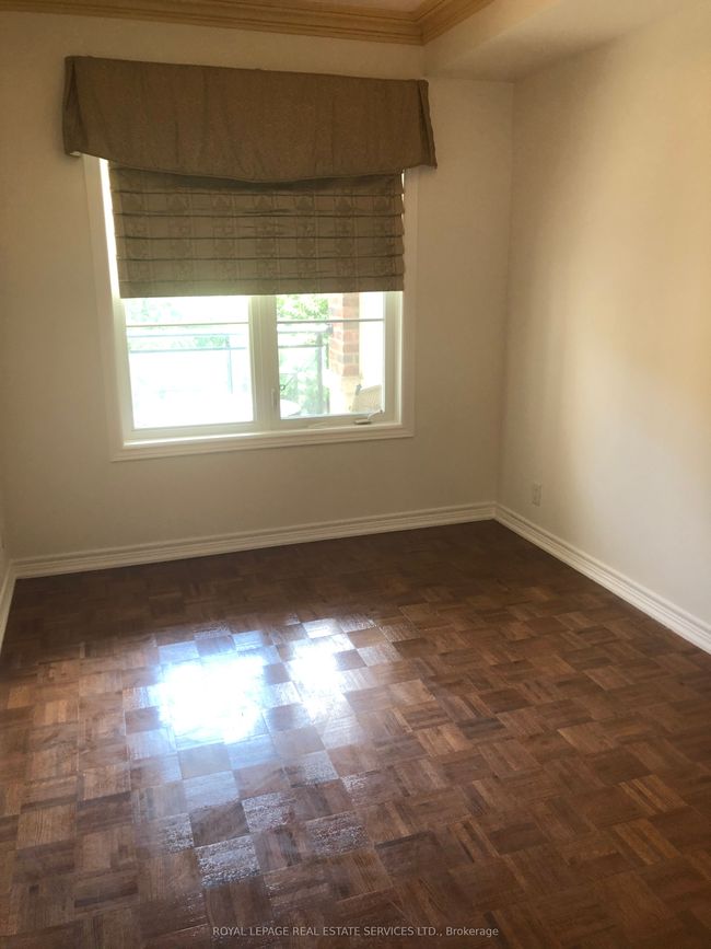 109 - 9519 Keele St, Condo with 2 bedrooms, 2 bathrooms and 2 parking in Maple ON | Image 7