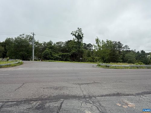 5903 Seminole Trl, BARBOURSVILLE, VA, 22923-2831 | Card Image