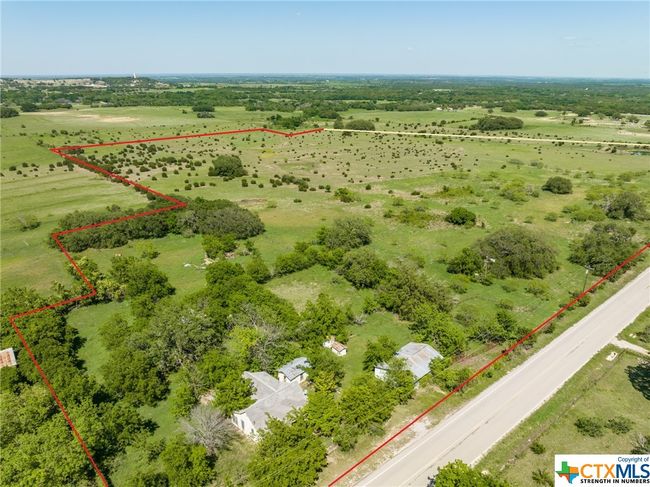 6630 S Fm 183, House other with 3 bedrooms, 2 bathrooms and null parking in Evant TX | Image 25