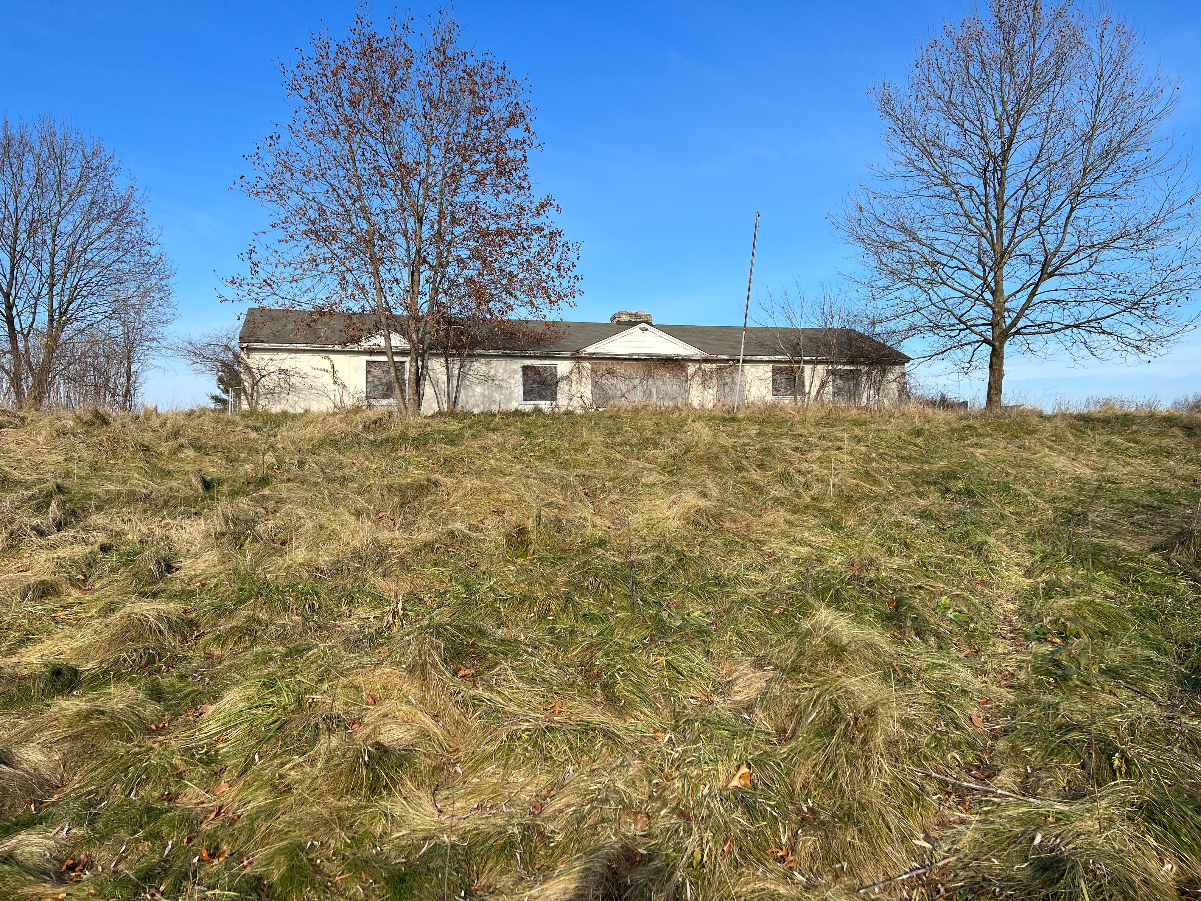 Mast Rd, Dexter, MI 48130