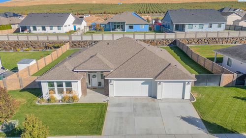 3956 Corvina St, Richland, WA, 99352-5711 | Card Image