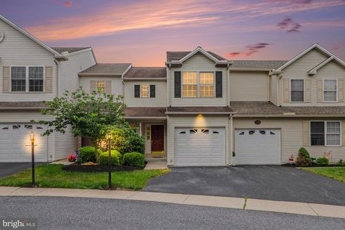 203 Silver Leaf Rdg, HARRISBURG, PA, 17110-3974 | Card Image