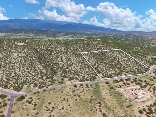 9 Camino Real, Sandia Park, NM, 87047-9656 | Card Image